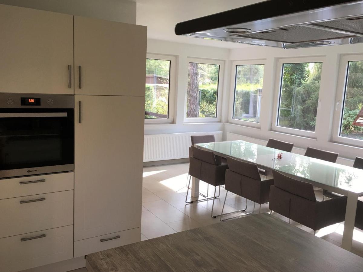 Komplettes Ferienhaus Potsdam Berlin Gaestehaus In Seenaehe 95Qm2 Monteurzimmer Exteriör bild